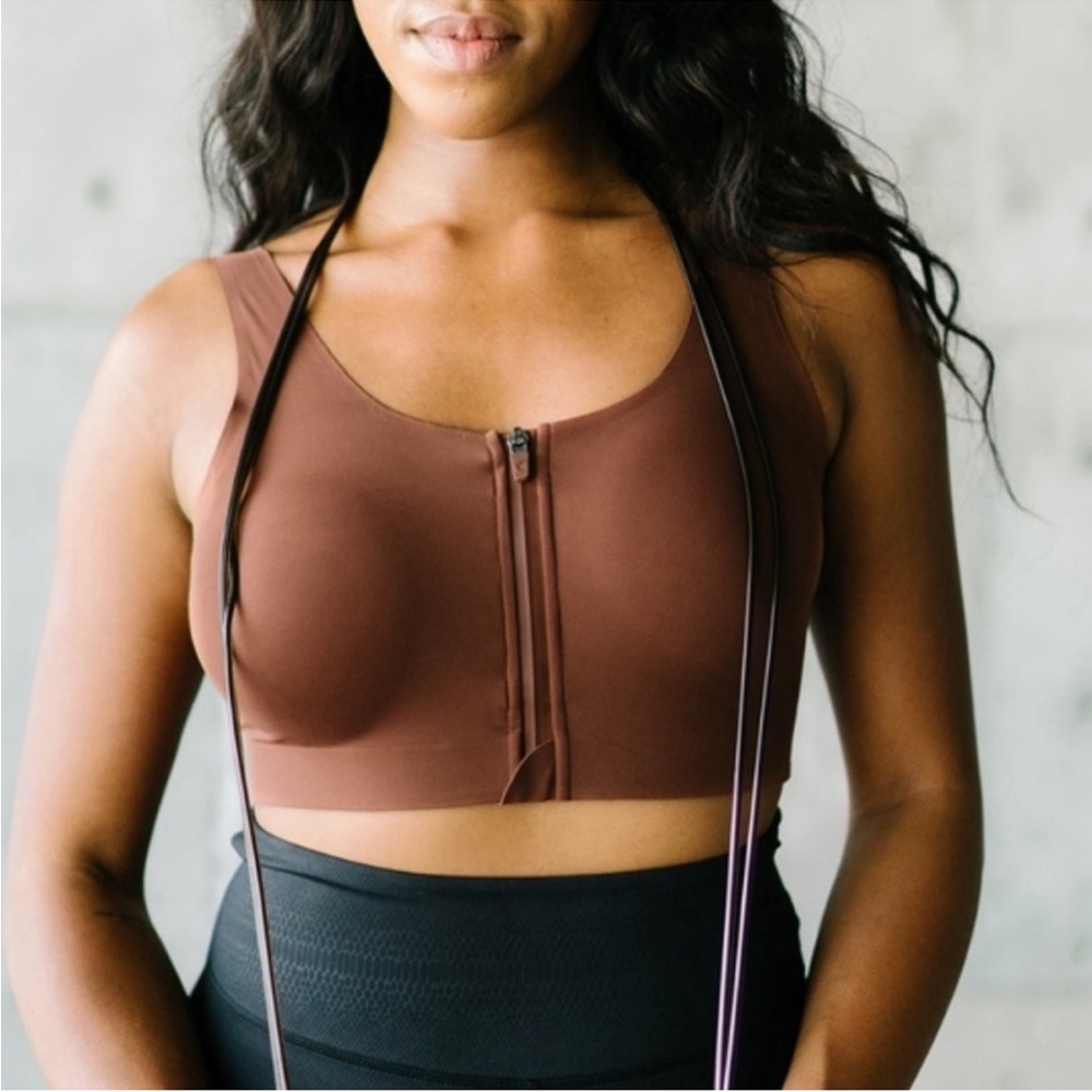 ZYIA Front Zipper Access Bra L coffee read!